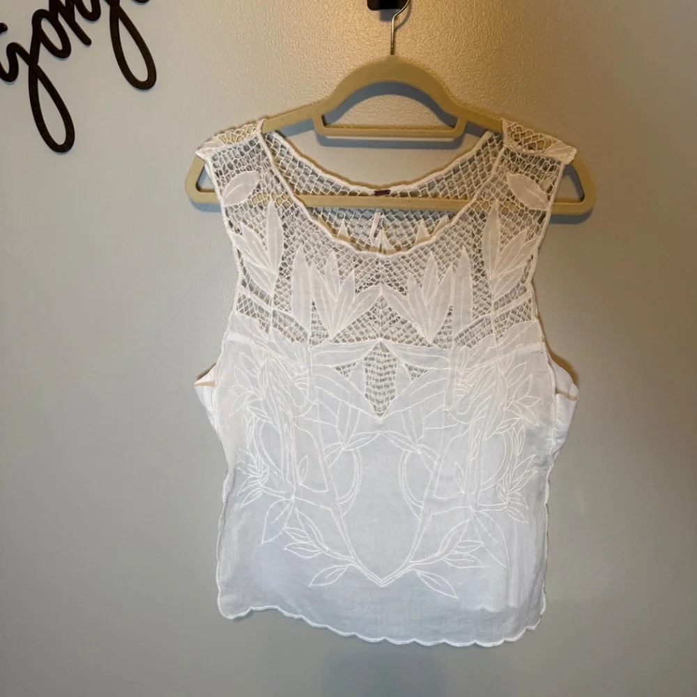 Free People Lace Embroidery Tank with Open sides sz S - Picture 7 of 7